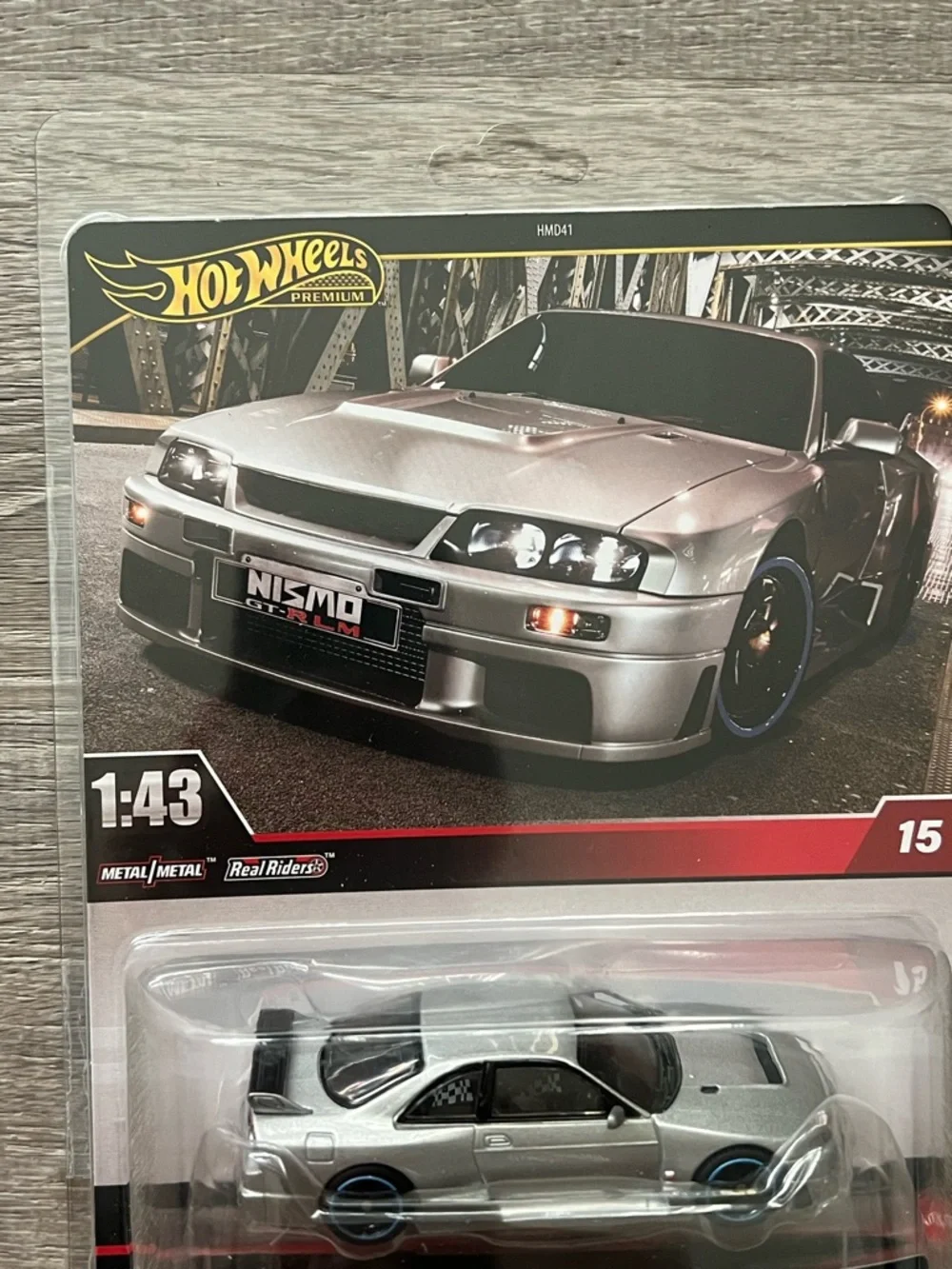 Hot Wheels Premium Nismo GT-R LM Nissan Skyline GT-R 1:43 Metal Die-Cast Car Lot